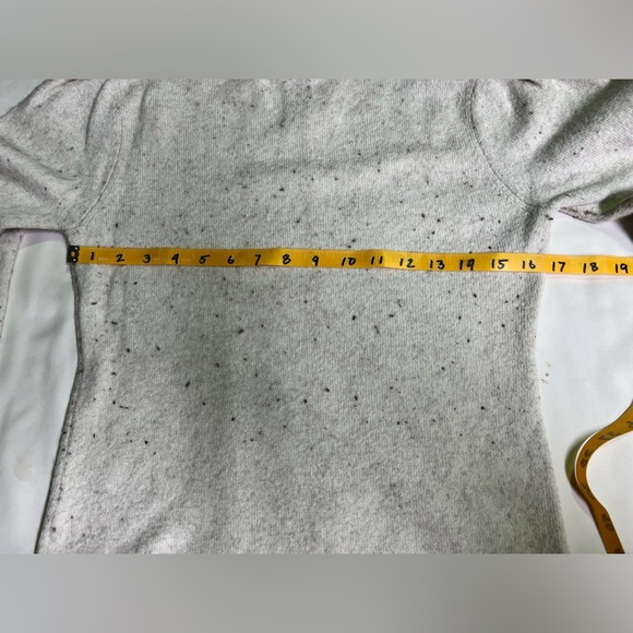 RACHEL‎ PARCELL Beige speckled puff sleeve turtleneck sweater size M. - Picture 13 of 14